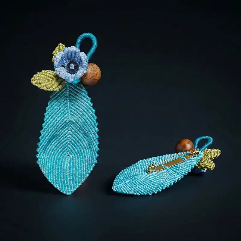 A Lonely Skiff Brooch — 4