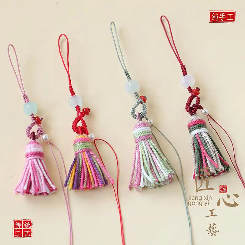 Tibetan-Ethnic-Tassel — 1